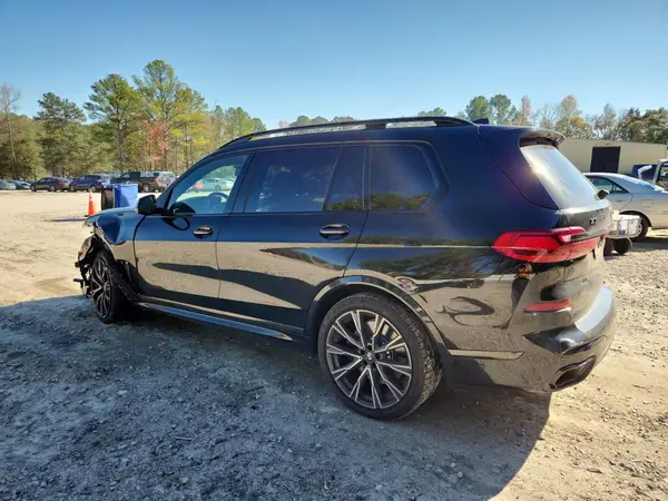 5UXCX6C0XM9H49737 2021 BMW X7 - Image 2