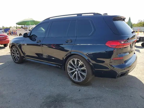 5UXCX6C0XN9M28618 2022 BMW X7 - Image 2