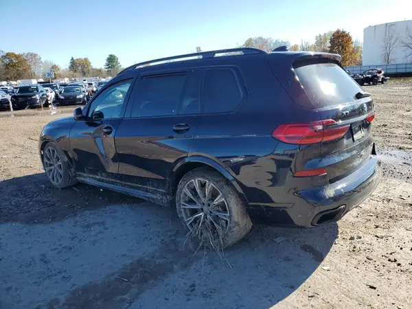 5UXCX6C0XN9M60713 2022 BMW X7 - Image 2