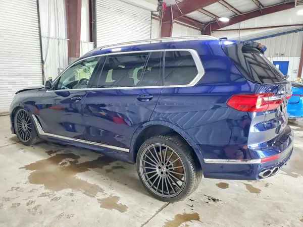 5UXCX6C19M9F64264 2021 BMW X7 - Image 2