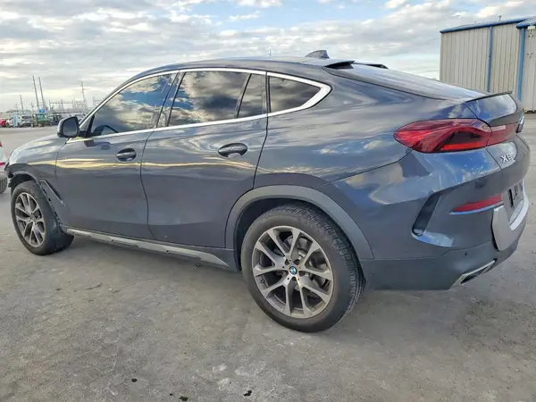 5UXCY4C09M9D88499 2021 BMW X6 - Image 2
