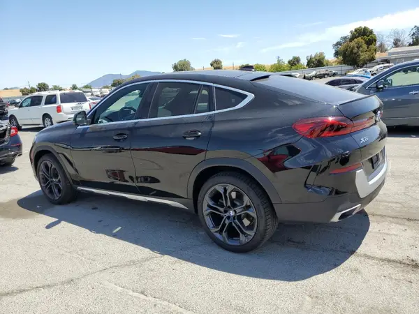 5UXCY6C00L9C74787 2020 BMW X6 - Image 2