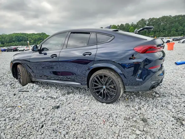 5UXCY6C00N9L56406 2022 BMW X6 - Image 2