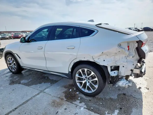 5UXCY6C00P9N44197 2023 BMW X6 - Image 2