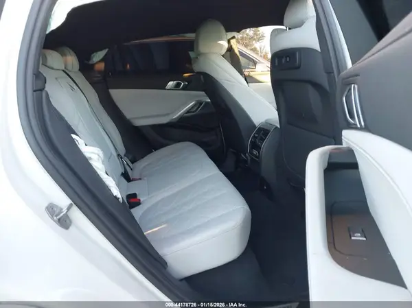5UXCY6C00P9P83989 2023 BMW X6 - Image 8