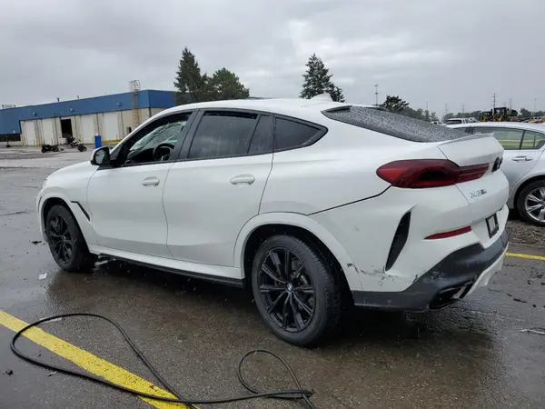 5UXCY6C01N9L24774 2022 BMW X6 - Image 2