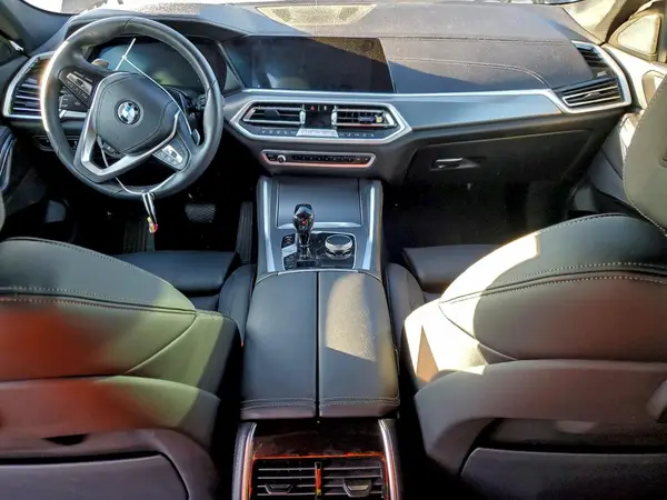 5UXCY6C01P9N76821 2023 BMW X6 - Image 8