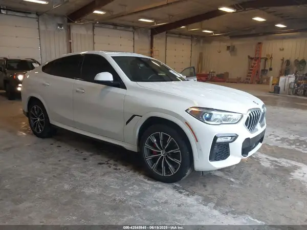 5UXCY6C02M9F21776 2021 BMW X6 - Image 1