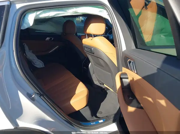 5UXCY6C03P9N74374 2023 BMW X6 - Image 8