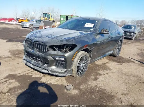 5UXCY6C04L9B04805 2020 BMW X6 - Image 2