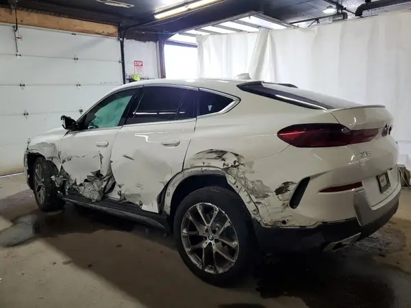 5UXCY6C04M9G89807 2021 BMW X6 - Image 2