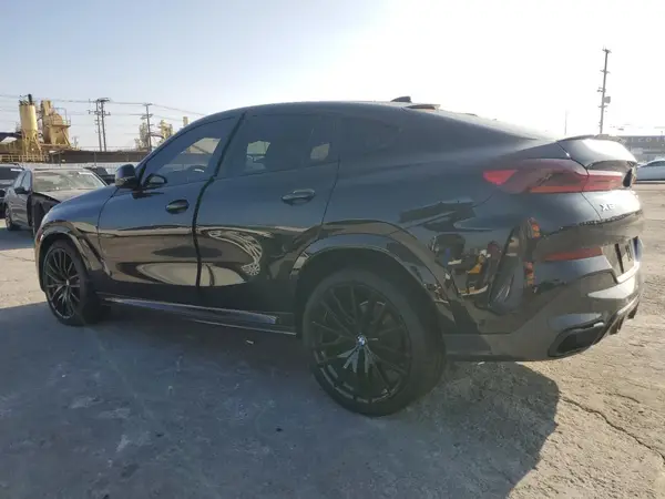 5UXCY6C04N9J38050 2022 BMW X6 - Image 2