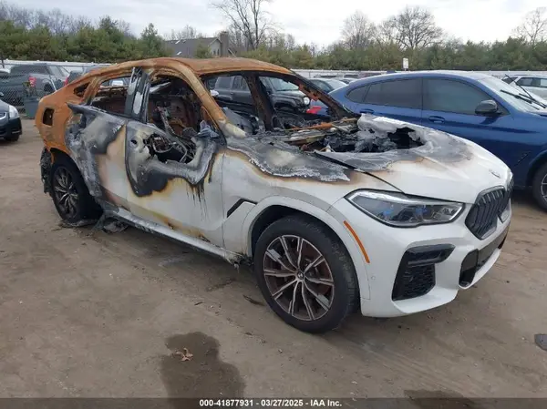 5UXCY6C04N9J78418 2022 BMW X6 - Image 1