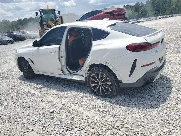 5UXCY6C04N9K18061 2022 BMW X6 - Image 2