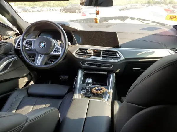 5UXCY6C04P9P35072 2023 BMW X6 - Image 8