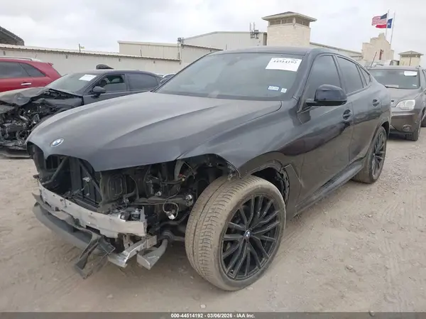 5UXCY6C05N9K24130 2022 BMW X6 - Image 2
