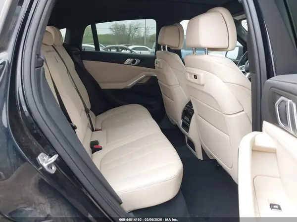 5UXCY6C05N9K24130 2022 BMW X6 - Image 8