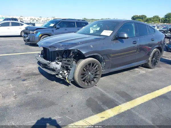 5UXCY6C05N9M69655 2022 BMW X6 - Image 2
