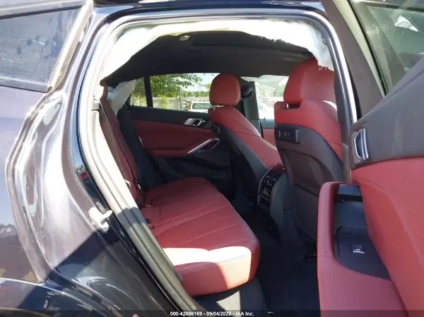 5UXCY6C05N9N29823 2022 BMW X6 - Image 8