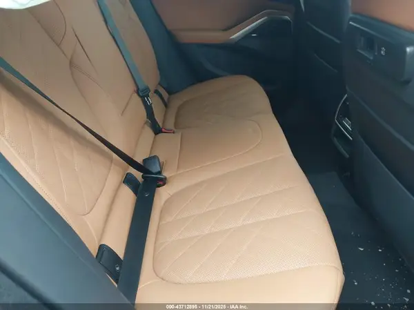 5UXCY6C05P9N67409 2023 BMW X6 - Image 8