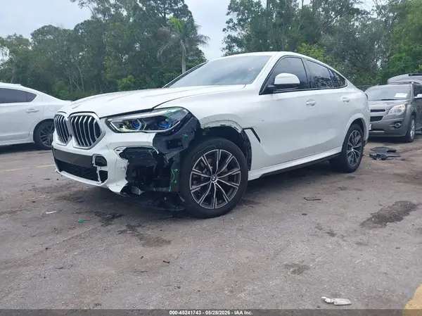 5UXCY6C06N9J22738 2022 BMW X6 - Image 2