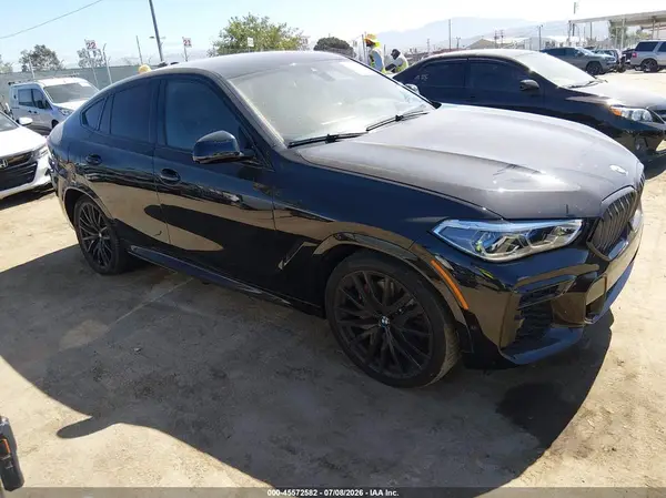 5UXCY6C06N9M42450 2022 BMW X6 - Image 1