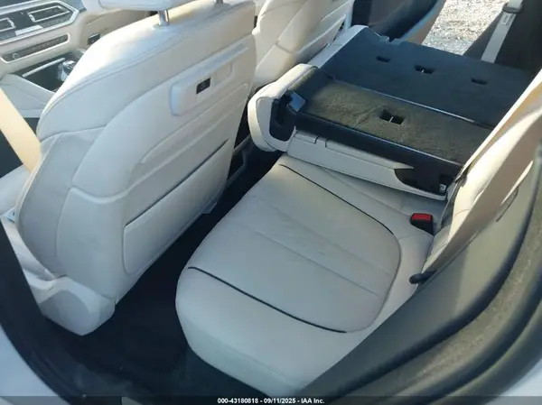 5UXCY6C06N9N21777 2022 BMW X6 - Image 8