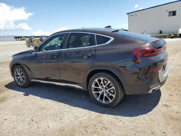 5UXCY6C06P9N60923 2023 BMW X6 - Image 2