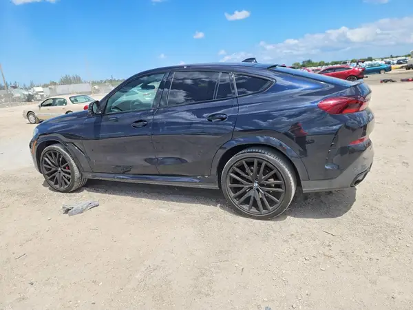 5UXCY6C06P9R02080 2023 BMW X6 - Image 2