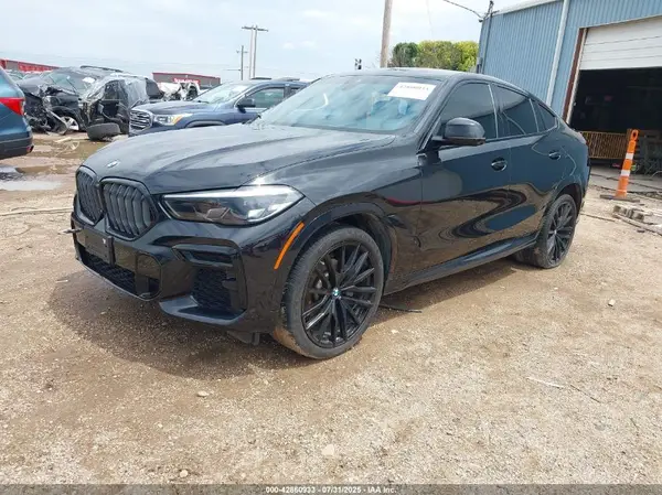 5UXCY6C06P9R45026 2023 BMW X6 - Image 2