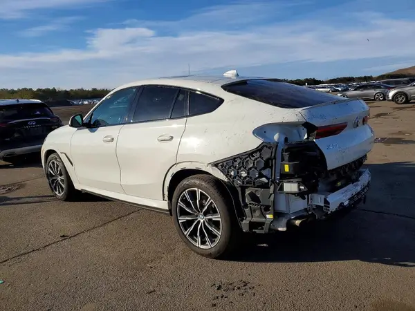 5UXCY6C07L9C14165 2020 BMW X6 - Image 2