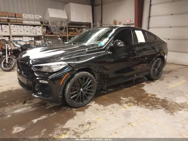5UXCY6C07L9C99573 2020 BMW X6 - Image 2