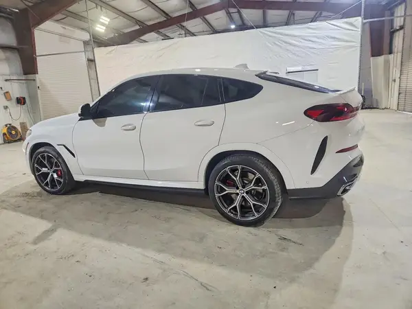 5UXCY6C07M9H29698 2021 BMW X6 - Image 2