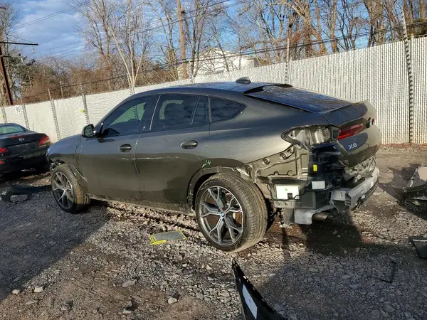 5UXCY6C08N9J52579 2022 BMW X6 - Image 2