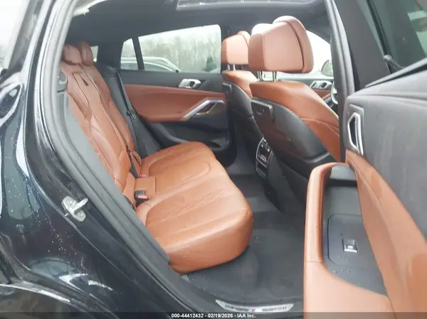 5UXCY6C08N9J78664 2022 BMW X6 - Image 8