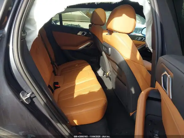 5UXCY6C08N9J79054 2022 BMW X6 - Image 8