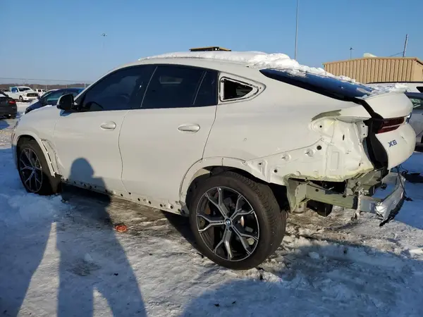 5UXCY6C08N9K10724 2022 BMW X6 - Image 2