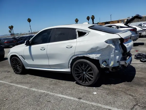 5UXCY6C08N9K65769 2022 BMW X6 - Image 2