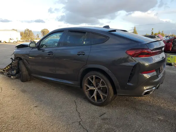 5UXCY6C08N9L93882 2022 BMW X6 - Image 2