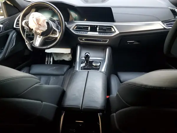 5UXCY6C08N9L93882 2022 BMW X6 - Image 8