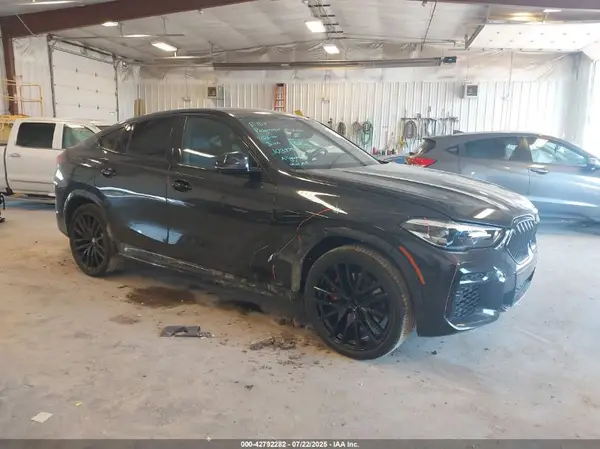 5UXCY6C08P9P96053 2023 BMW X6 - Image 1