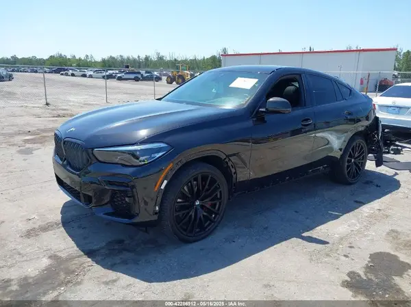 5UXCY6C09N9L97438 2022 BMW X6 - Image 2
