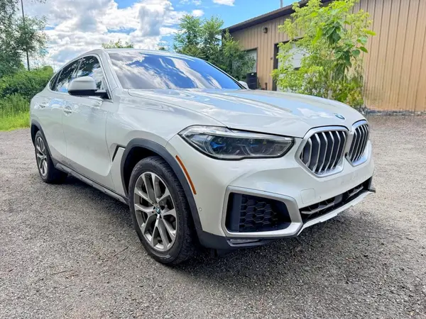 5UXCY6C0XL9D21128 2020 BMW X6 - Image 2