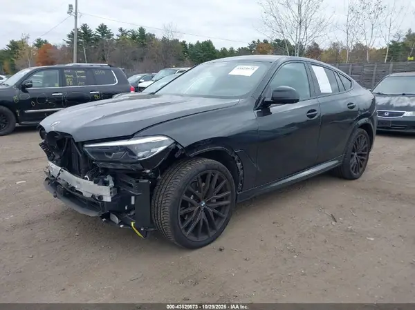 5UXCY6C0XN9K24835 2022 BMW X6 - Image 2
