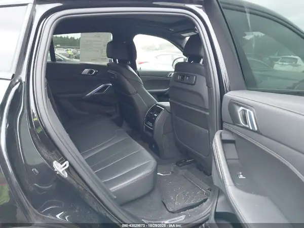 5UXCY6C0XN9K24835 2022 BMW X6 - Image 8