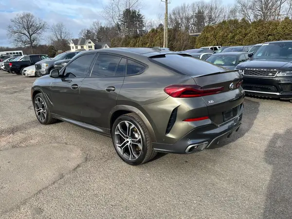 5UXCY8C00LLE40577 2020 BMW X6 - Image 2