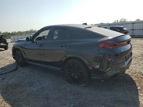 5UXCY8C01N9M18634 2022 BMW X6 - Image 2