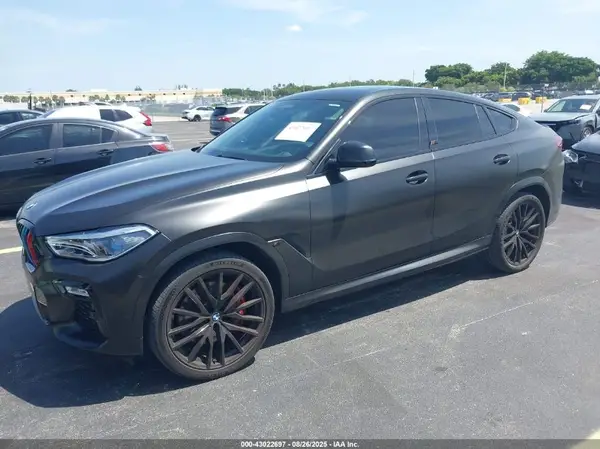 5UXCY8C02M9E90282 2021 BMW X6 - Image 2