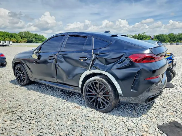 5UXCY8C02N9K45397 2022 BMW X6 - Image 2