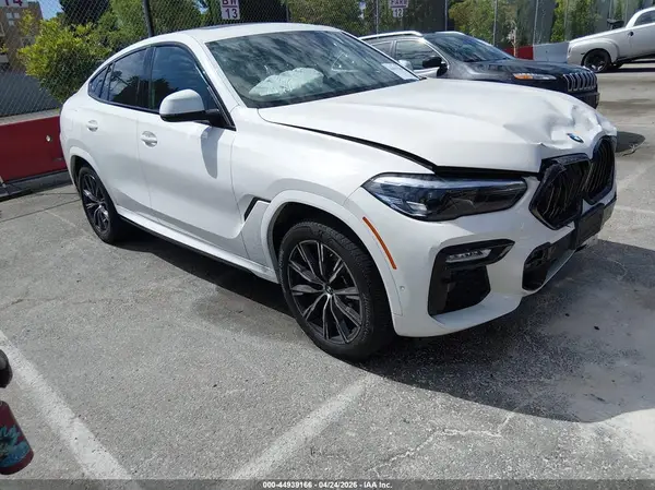 5UXCY8C05M9H30991 2021 BMW X6 - Image 1